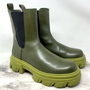 OAK + FORT Green Chunky Sole Chelsea Boots 7  Minimalist Modern Eclectic Grandpa